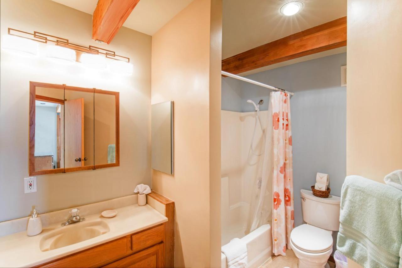 Amazing Oceanview 2 Bedroom Oceanfront! By Oceanviewhottubs Shelter Cove, Ca Tesla Ev Station Exterior foto