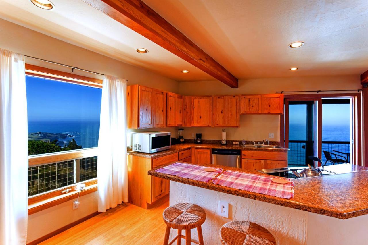 Amazing Oceanview 2 Bedroom Oceanfront! By Oceanviewhottubs Shelter Cove, Ca Tesla Ev Station Exterior foto